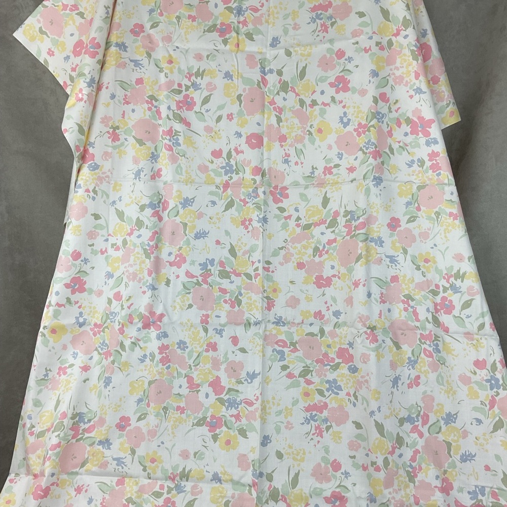 Vintage Peter Pan pastel garden floral cotton fabric 80” x 44.5”